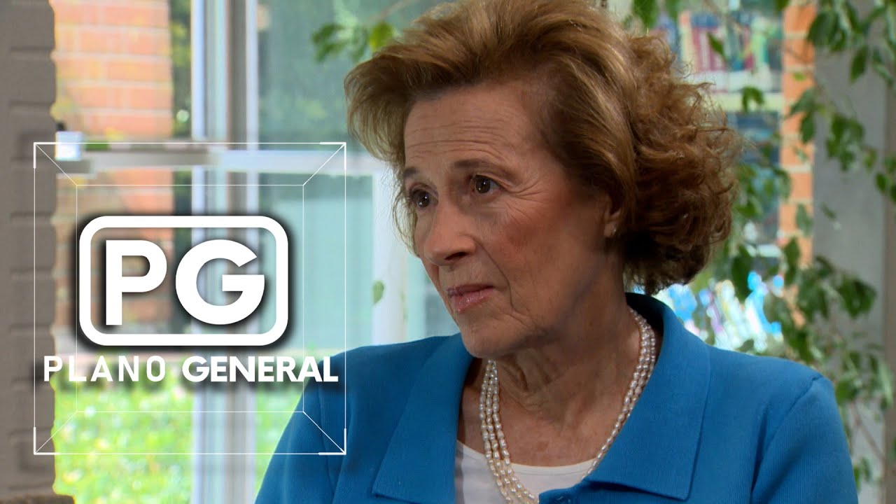 Julia Navarro - Plano general | La2