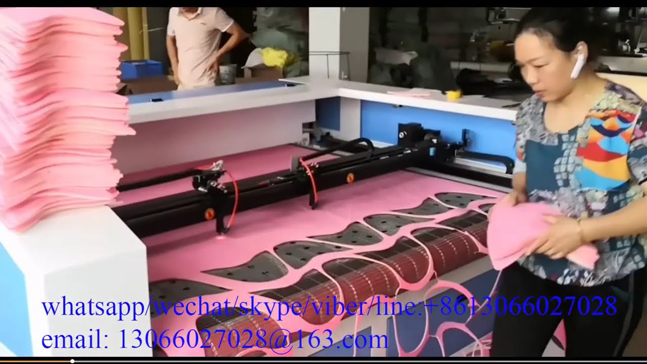 how Double heads shoe upper cutting machine works on site in 2026