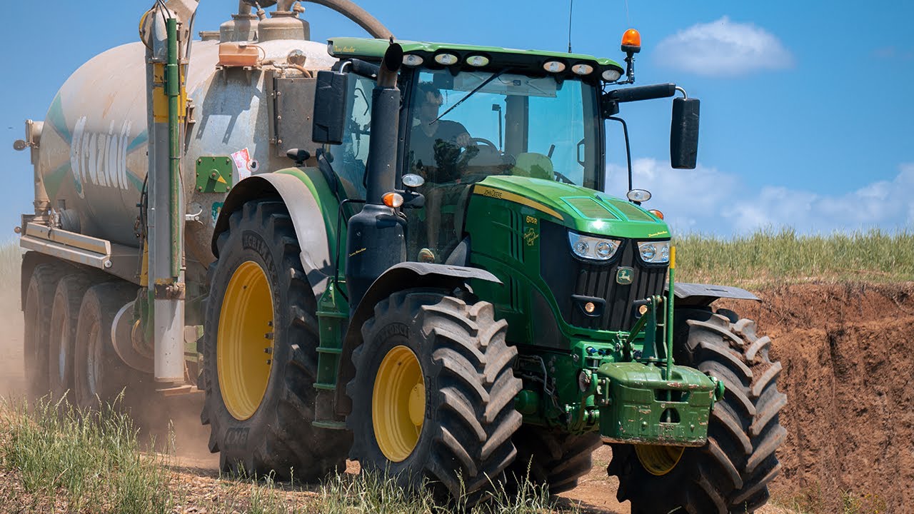 2X John Deere Tractors Spreading Digestate | 6175R & 7920