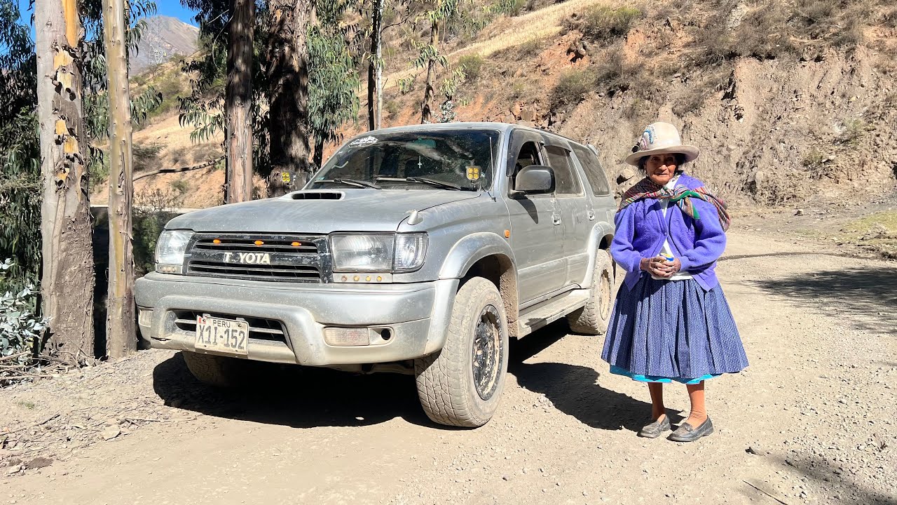 Ayudando a Mamitas en Ruta Yauya / Piscobamba - Ancash