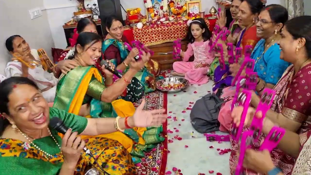 લખેલું છે 🌷સુપર……તમે કીયા તે ગામ થી આવ્યા 