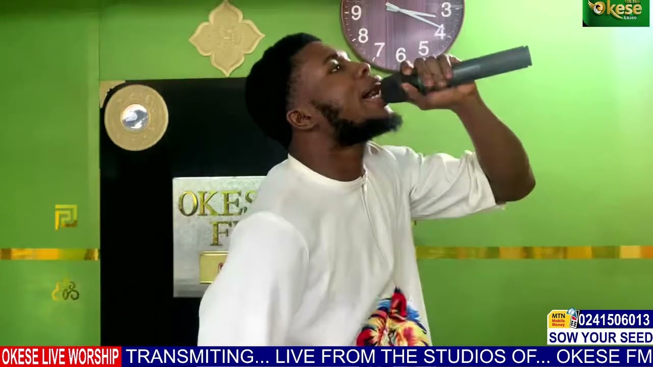 Powerful Ghanaian worship ministration by Okoba Jnr at OKESE live worship