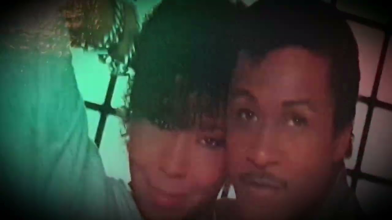 The SUTTONS - A Whole Lot Of Love 💥