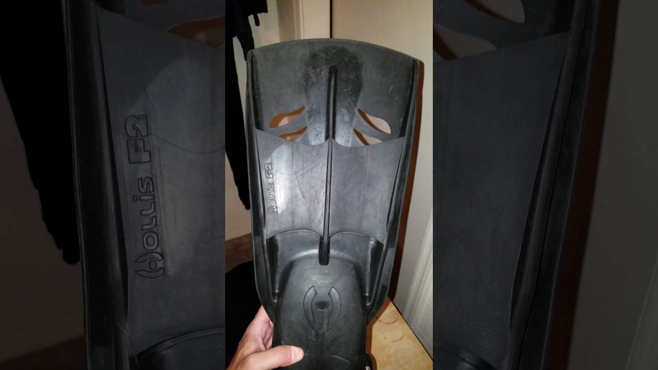 Hollis F1 vs F2 Dive Fins