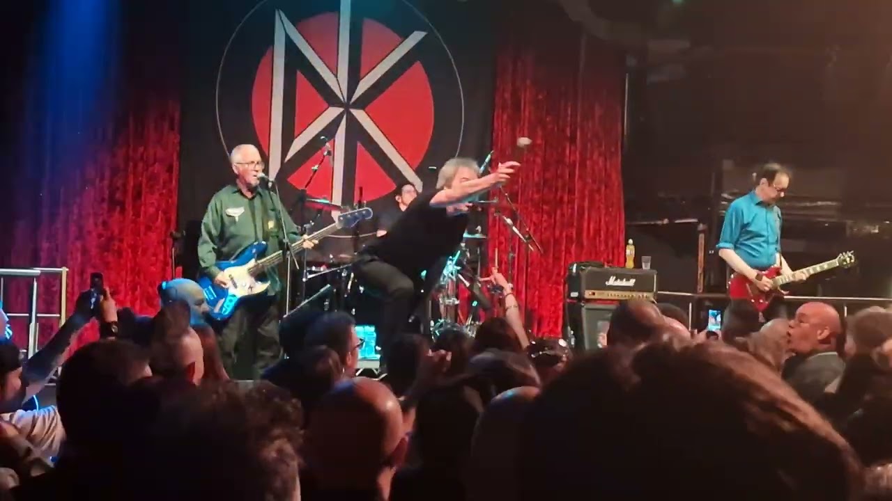 The Dead Kennedys - Kill the Poor. Live in Dublin.