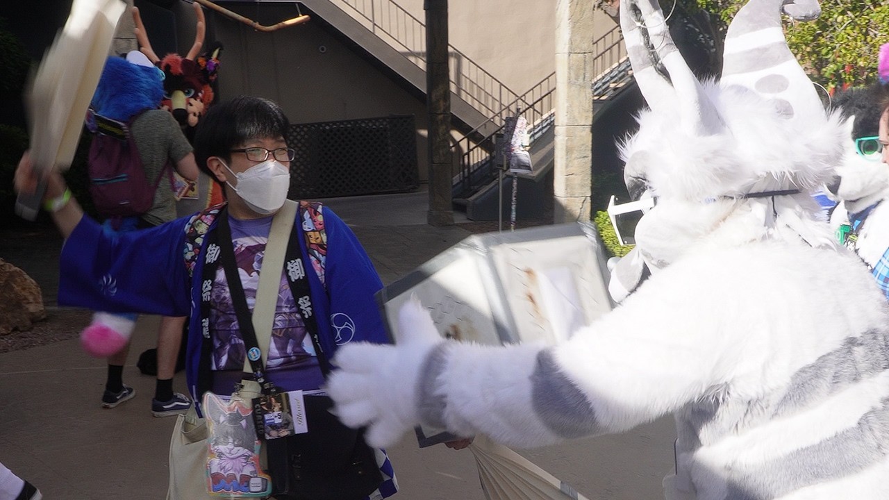Las Vegas Fur Con Clips: Dice Guy Punishment Time!