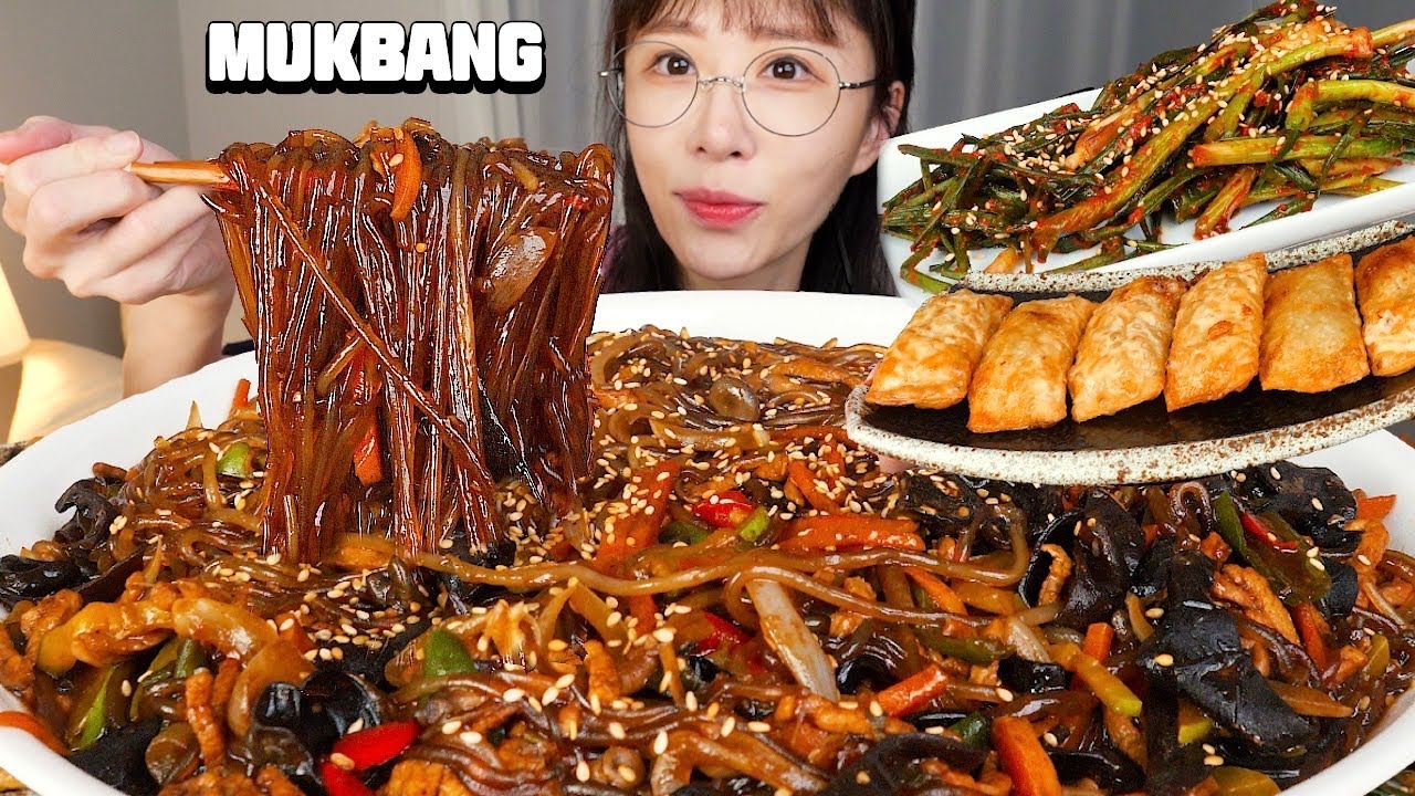 쟁반짜장면? 아니죠~ 쟁반짜장잡채입니다!!! 바삭한 군만두, 직접만든 파김치 먹방✨ Jjajang japchae, Fried dumplings, Pakimchi Mukbang