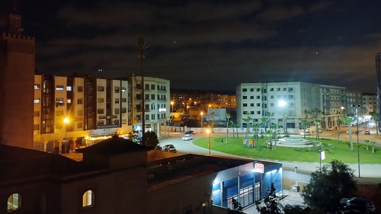 ليالي رمضان بالدار البيضاء ـ أجواء رمضانية رائعة في شوارع المدينة تقبل الله منا ومنكم صالح الأعمال 🤲