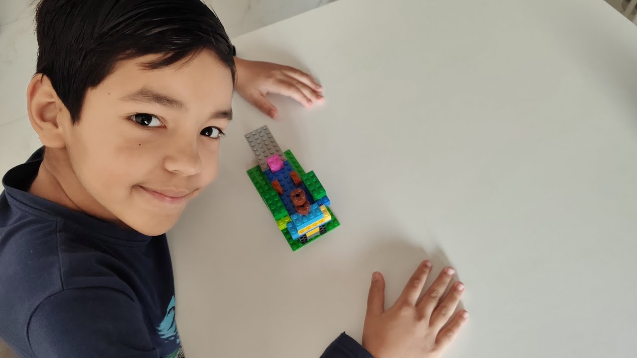 How to make a LEGO® creator car 🚗
