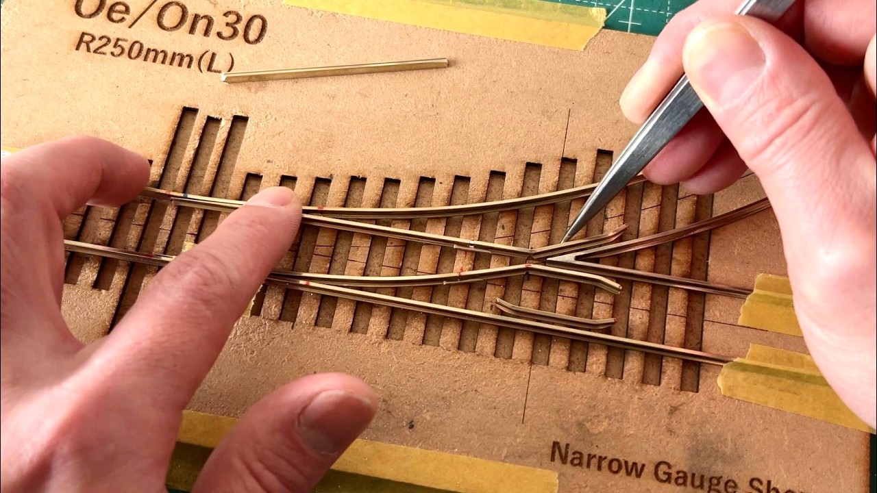 How to Build Compact Handlaid Turnouts — A Step-by-Step Guide for On30 [Rail Construction Part]