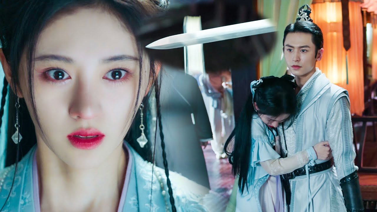 利劍即將刺傷灰姑娘，霸道王爺閃現，抱住她強勢反擊！#鞠婧禕 💖 #如意芳霏