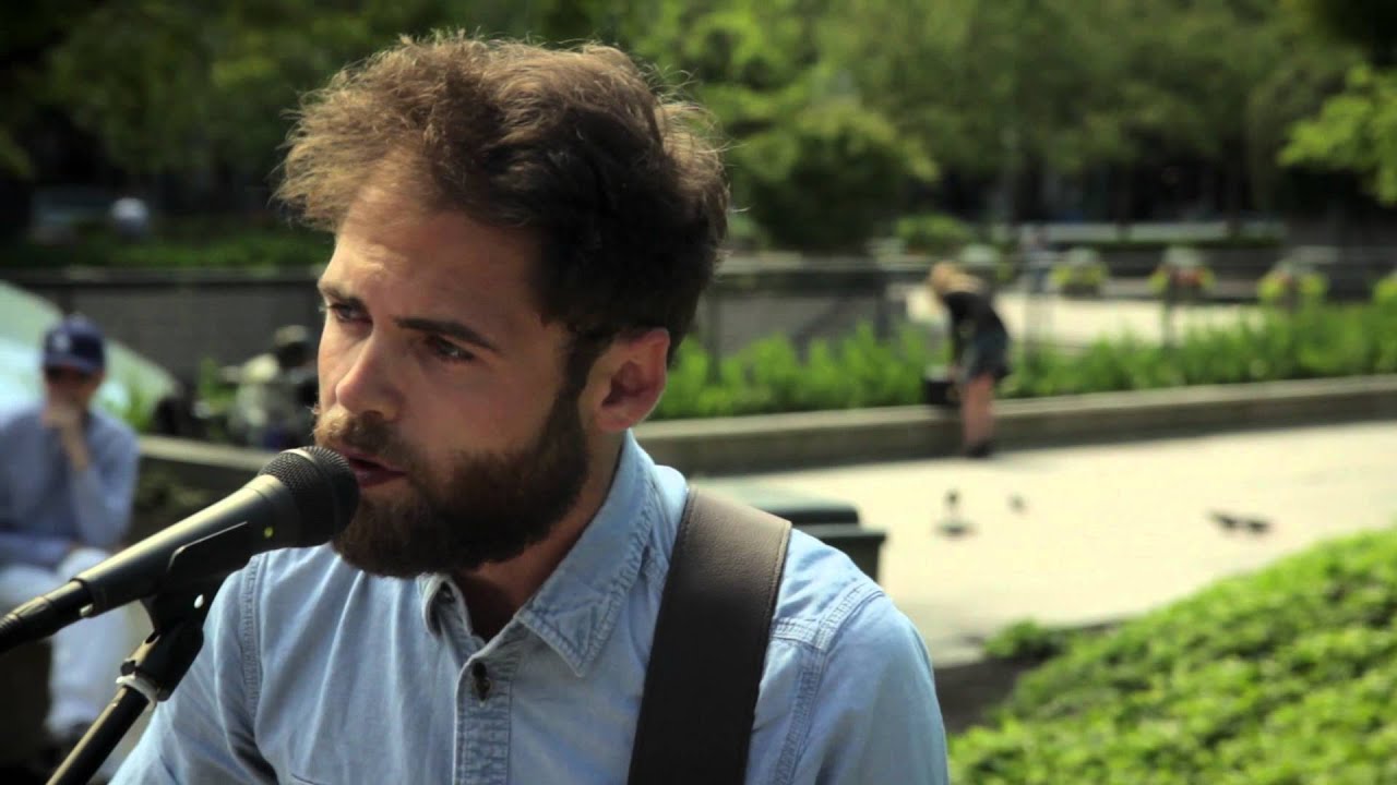 'Rolling Stone' by Passenger, Busking on the Streets