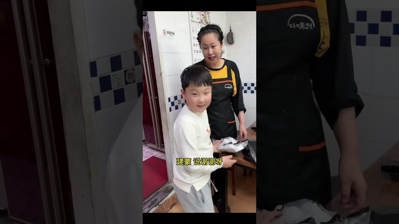 不管公婆对我怎么样，在不出大格的前提下，我都会一如既往的对他们好，因为我也有老的一天！说实话 看他们吃的开心我也很开心！ #婆婆和媳妇的日常 #记录家庭幸福感 #婆婆媳妇那些事