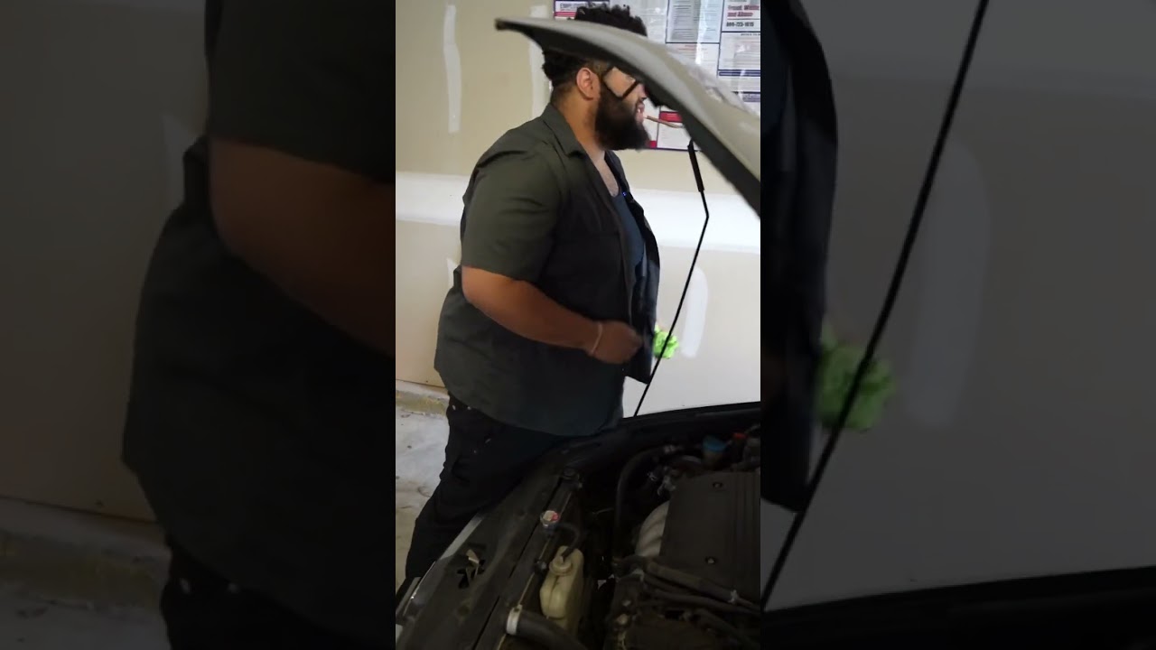 Mechanics When A Woman Comes By Herself For An Oil Change
