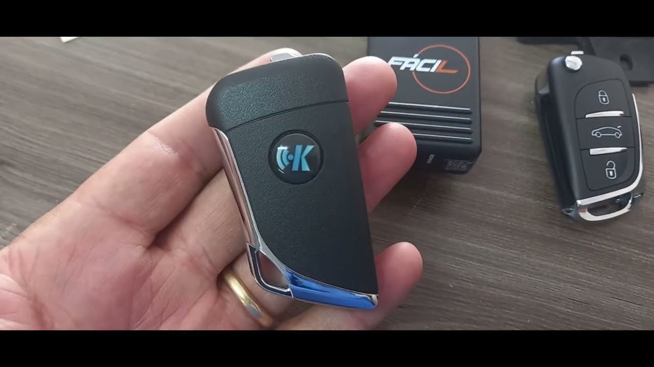 Confecção e programação de chave kd no Renault usando o Simualdor de Alarmes CHAVEIROMania