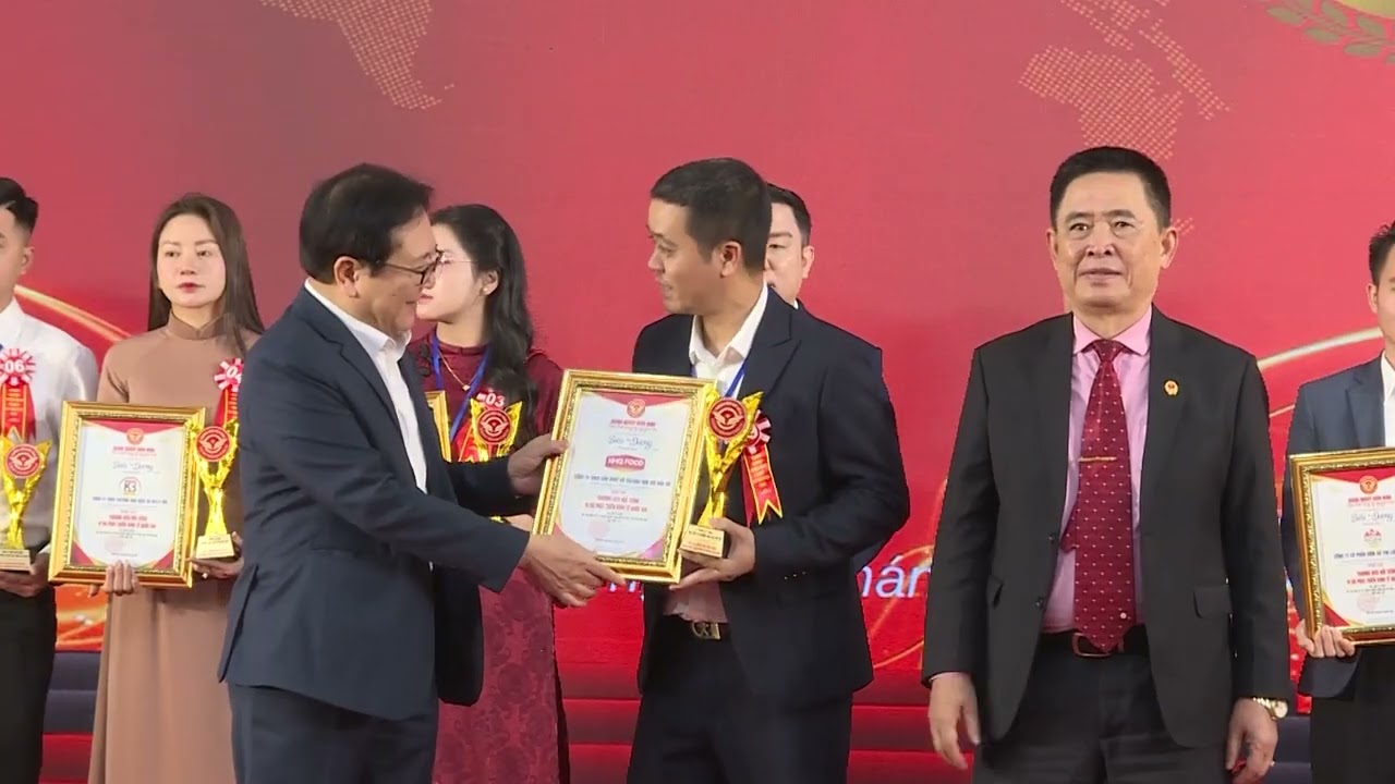 NHQ CÀ PHÊ- Cà phê NGON - TOP 10 THƯƠNG HIỆU NỔI TIẾNG VÌ SỰ PHÁT TRIỂN KINH TẾ QUỐC GIA 2026!