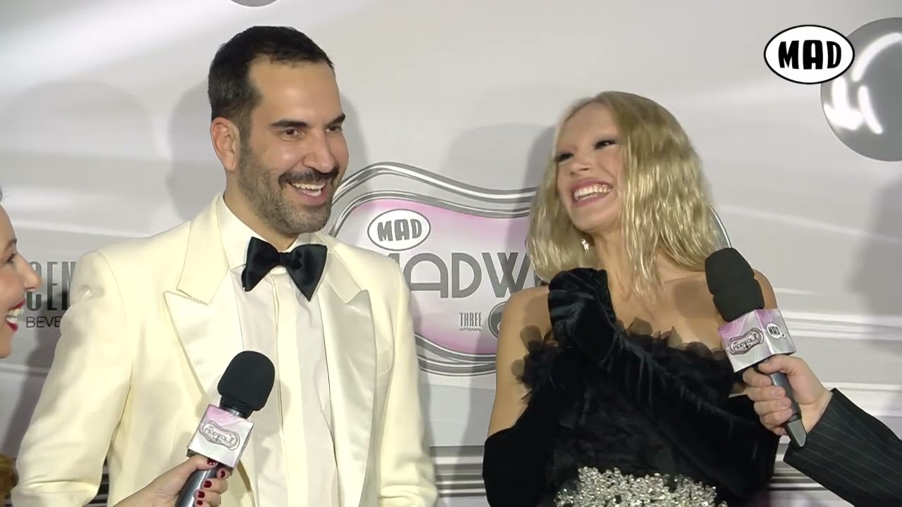 Hλίας Μπόγδανος, Τάνια Μπρεάζου και Dimitris Petrou στο Red Carpet του ΜadWalk 2025 by Three Cents