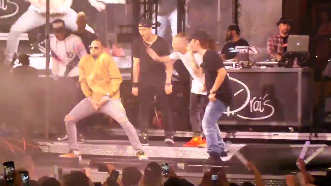 Chris Brown's Dance Crew | 
