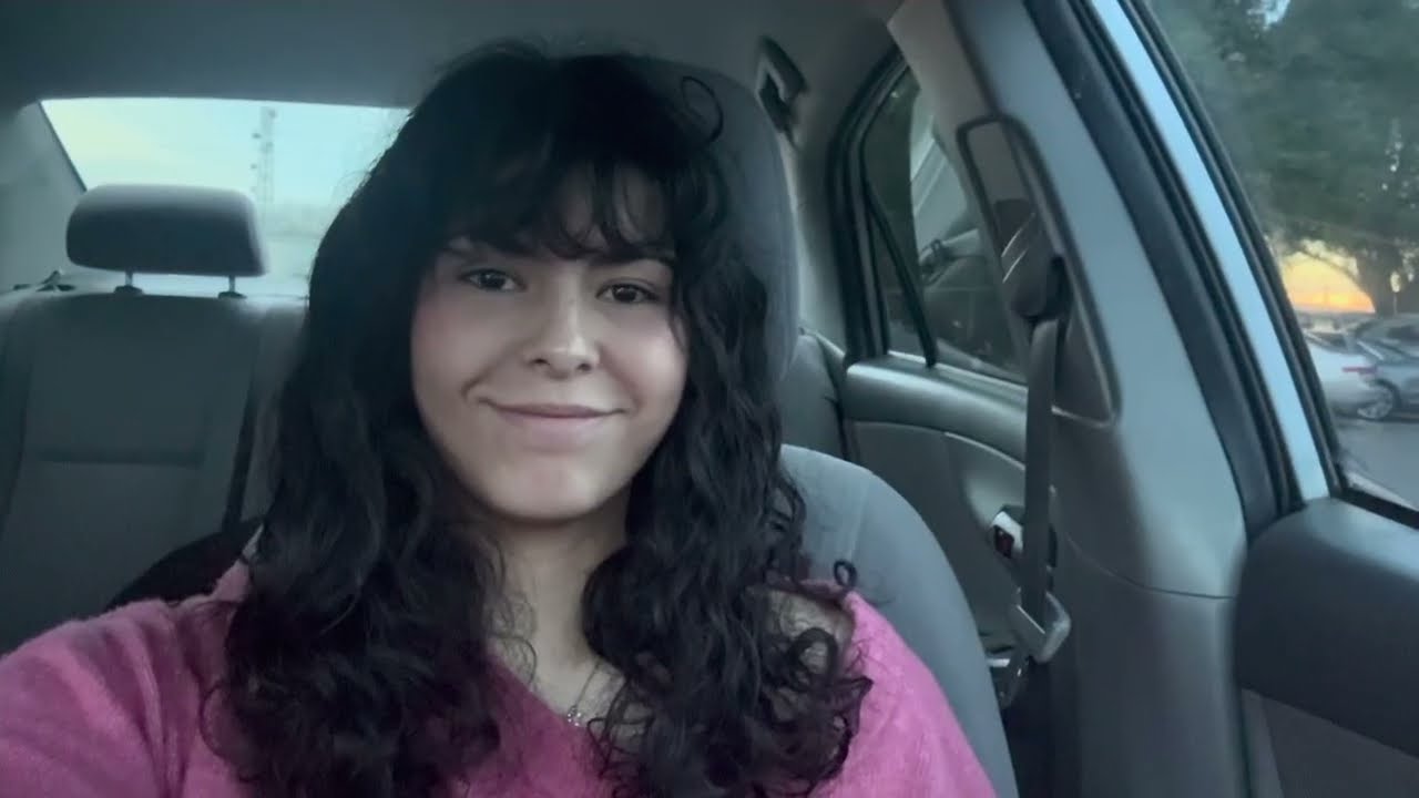 In my dysfunctional vlogging era 