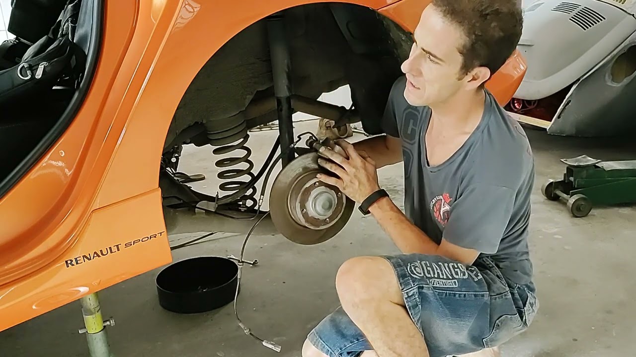 coloquei freio a disco traseiro do  Sandero RS no LOGAN