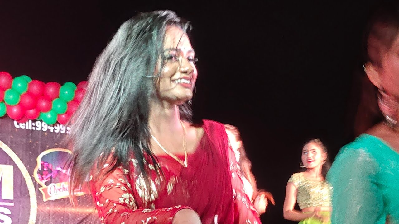 Akkada bakkada bambebo full song, Super movie, Smiley sunitha goud event super performance