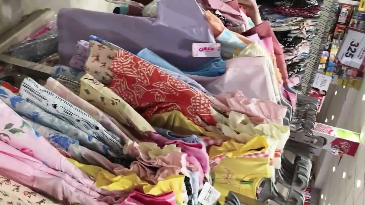 Shopping 🛍️ 🛒 Lucknow ke m, bazar me Bina paiso ke 😃♥️💝💕💞🛍️🛒