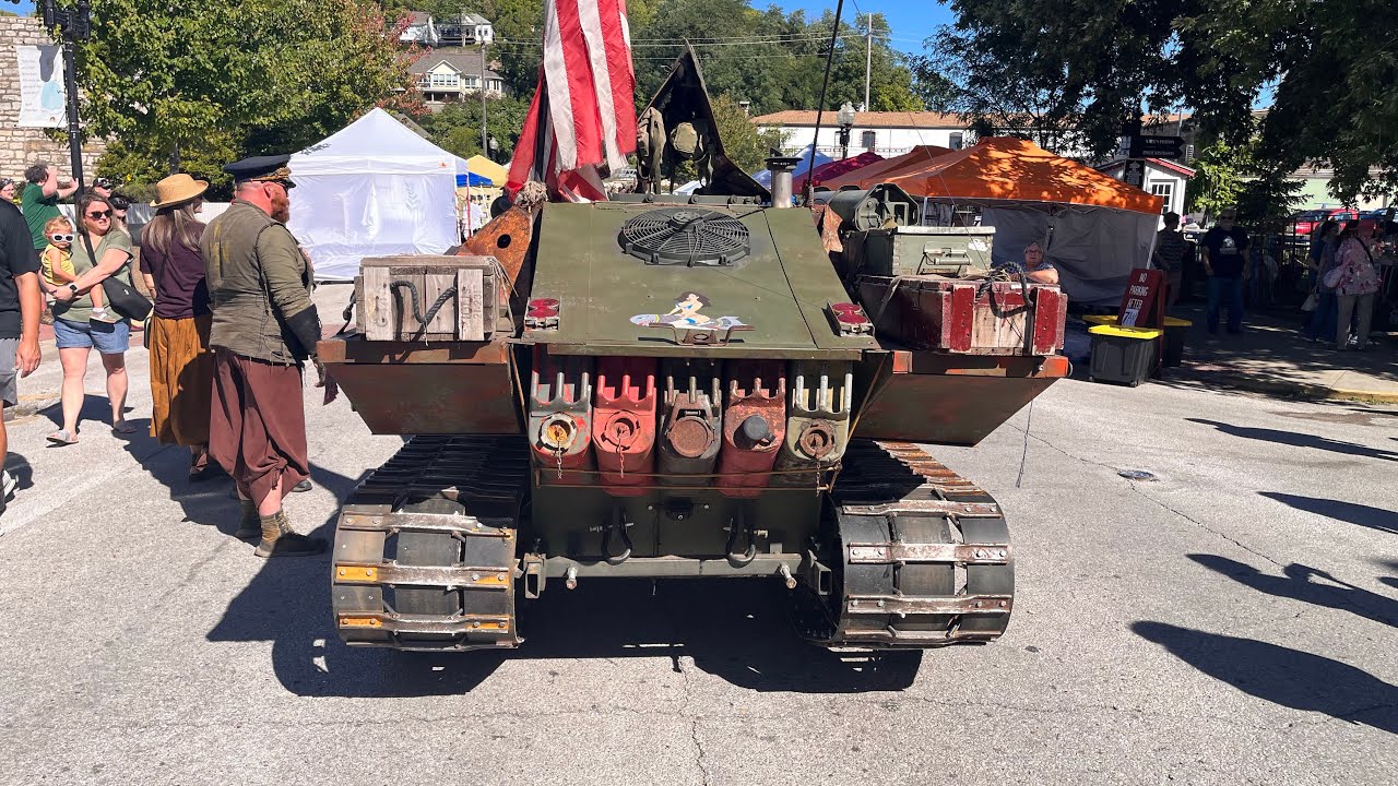 Steampunk Convention Parade, 2023, Hannibal, MO. 2 September 23.