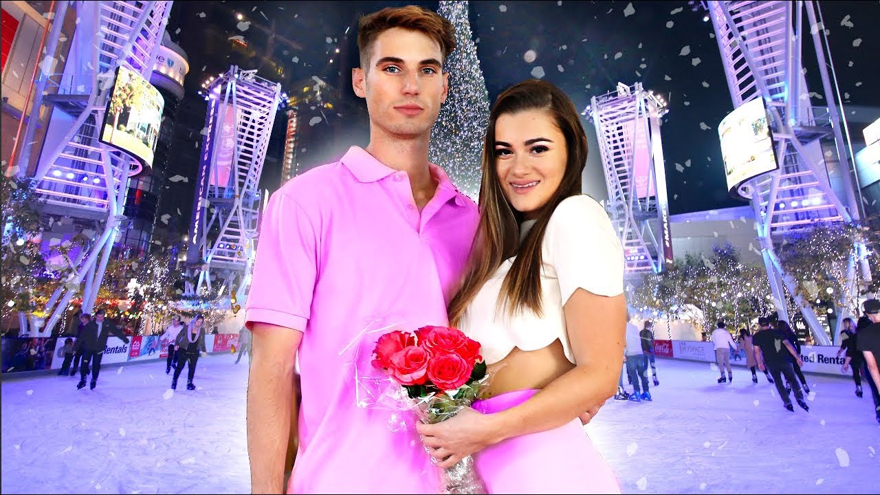 Barbie goes on her Dream Date with Ken! | CloeCouture