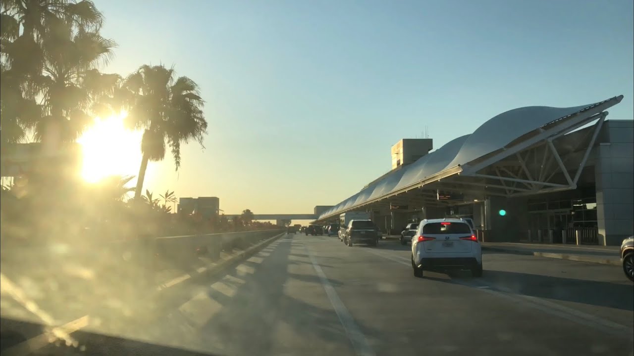 Driving Into Orlando International Airport From Kissimmee Florida
