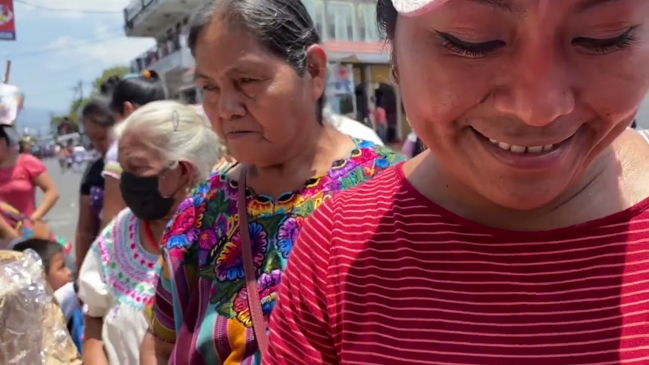 Fuimos a comprar pan para Semana Santa/San Lucas Tolimán 🥐