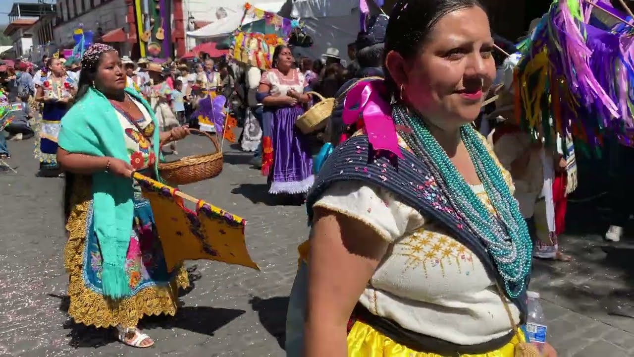 TIANGUIS ARTESANAL DEL DOMINGO DE RAMOS 2025, URUAPAN MICHOACAN.