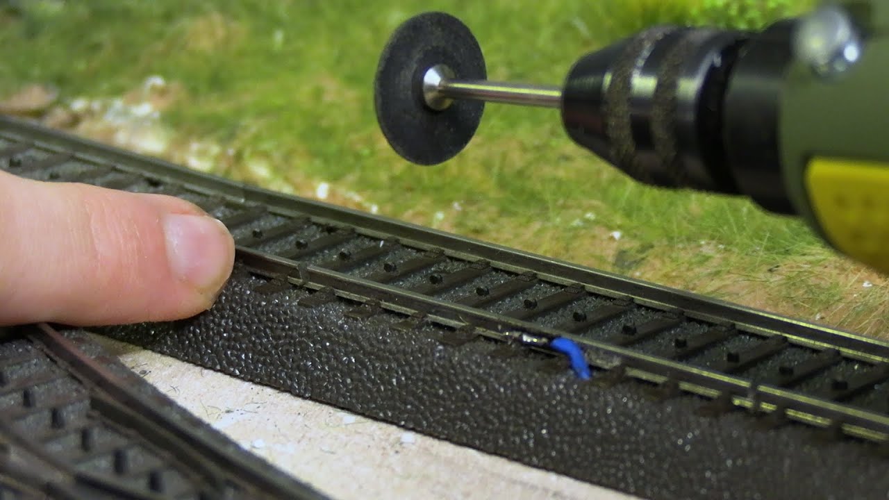 Kontaktgleis nachträglich selbst bauen - Märklin C-Gleis Kontaktgleis für die H0 Digitale Steuerung