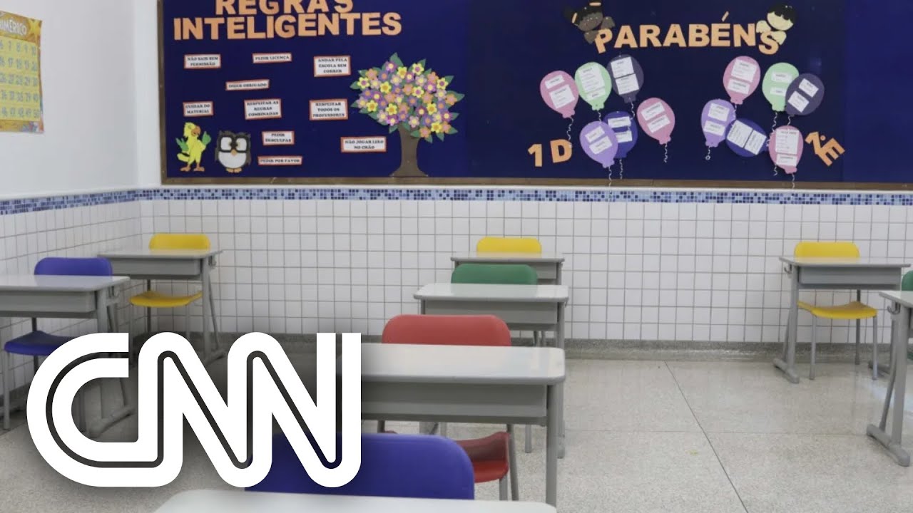 Dia do Professor: Maioria da popula&ccedil;&atilde;o v&ecirc; profiss&atilde;o desvalorizada | CNN S&Aacute;BADO
