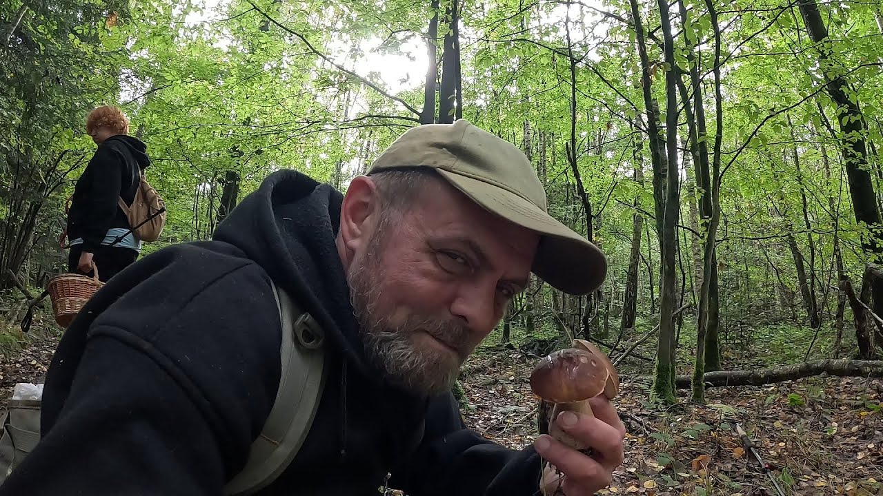 Ох і ПОНЕСЛО!..З березняка в мох! Товстоногі красені, аж душа співає!