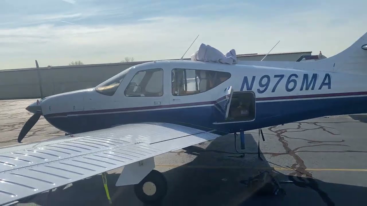 Rockwell Commander 112TC - CDW ABE  Flight