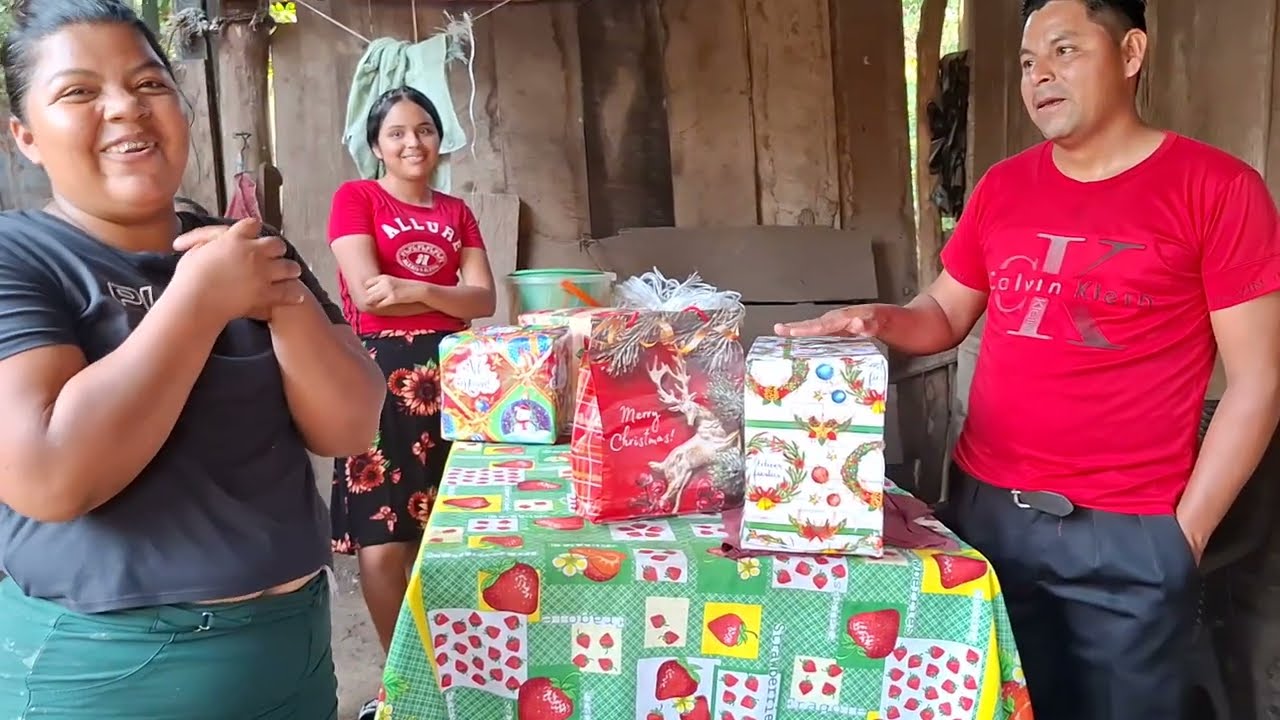 ❤️Rosi Yega a Entregar Los Regalos🎁Francisco Entre lagrimas Resibe Las Sorpresa😊