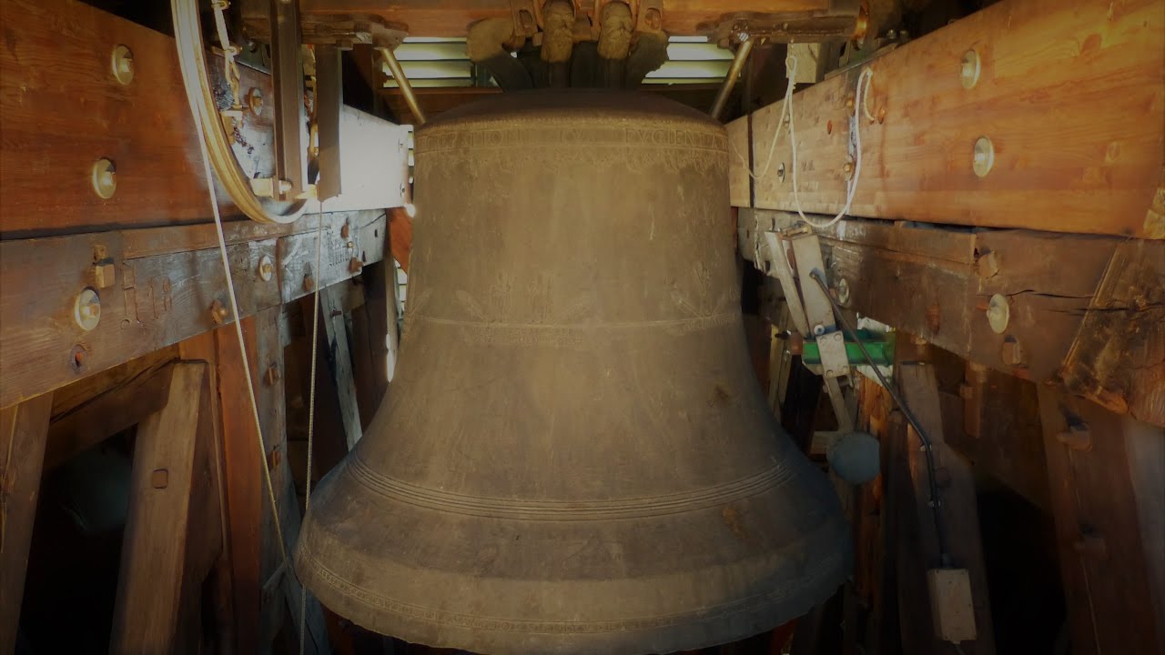 Terlan (Südtirol) : Geläute der Pfarrkirche Maria Himmelfahrt