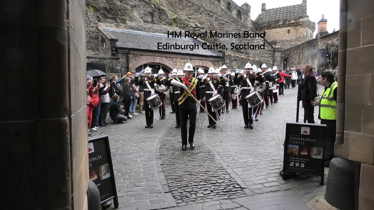 HM Royal Marine Band - Edinburgh Castle [4K/UHD]