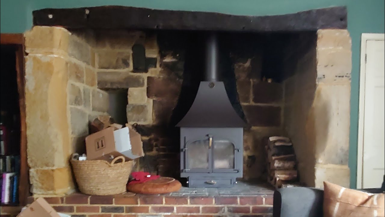 SWEEPING THIS  CLEARVIEW 750 WOOD BURNING STOVE IN A GORGEOUS INGLENOOK.