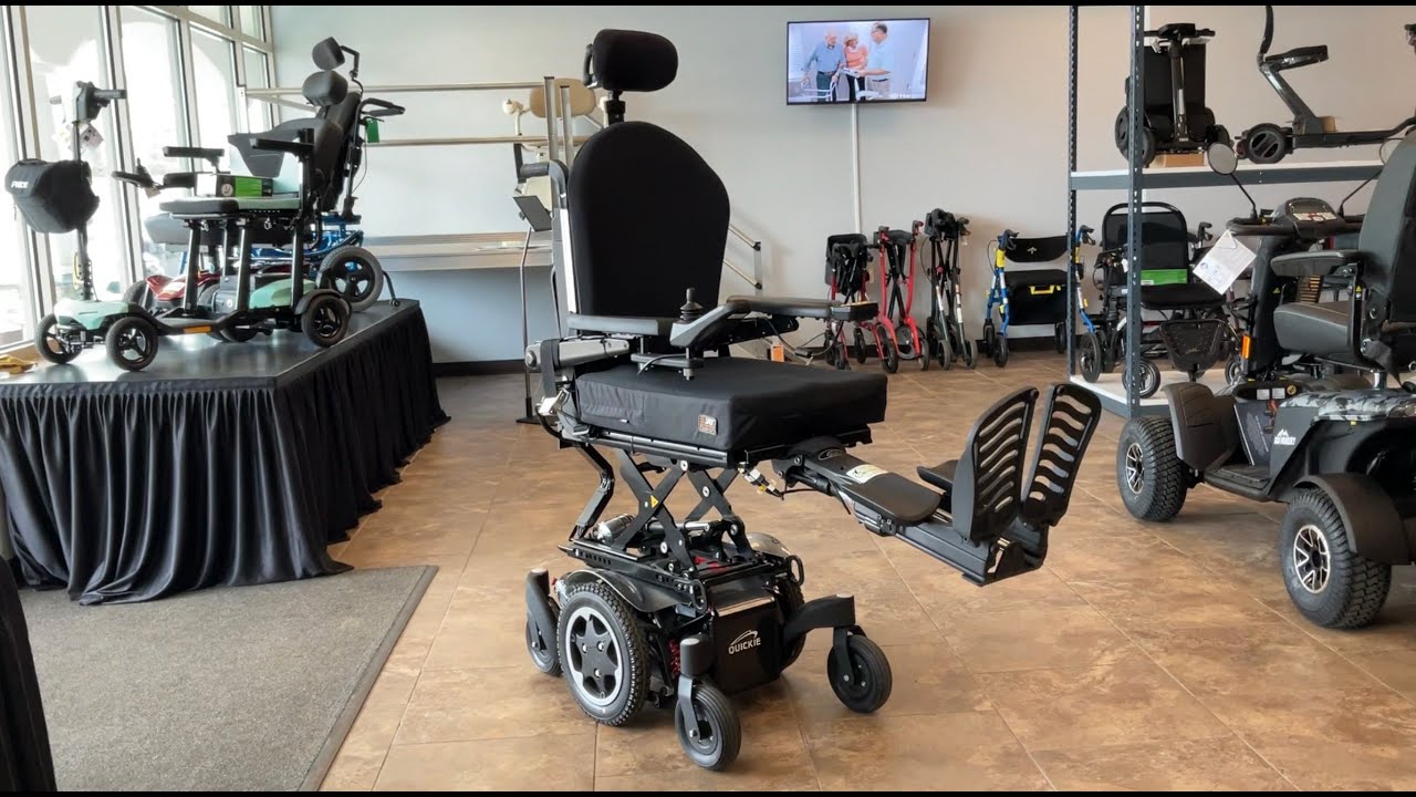 Like-New Quickie Q300 M Mini Rehab Power Chair | 17