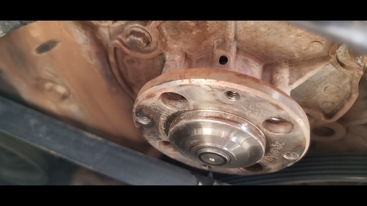 cambio de bomba de agua Malibu 2012 motor 3.6l