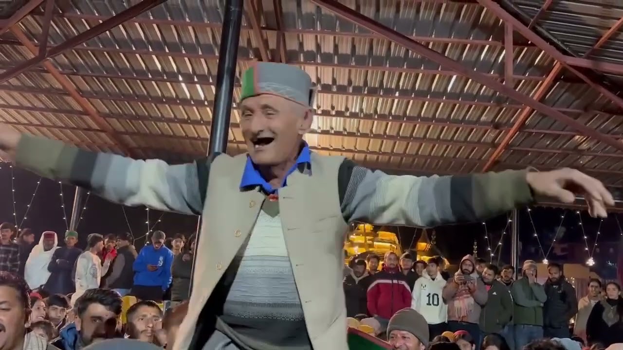 पश्मी गाँव में सजी शानदार पहाड़ी महफ़िल नाटी #pahadi #dance 