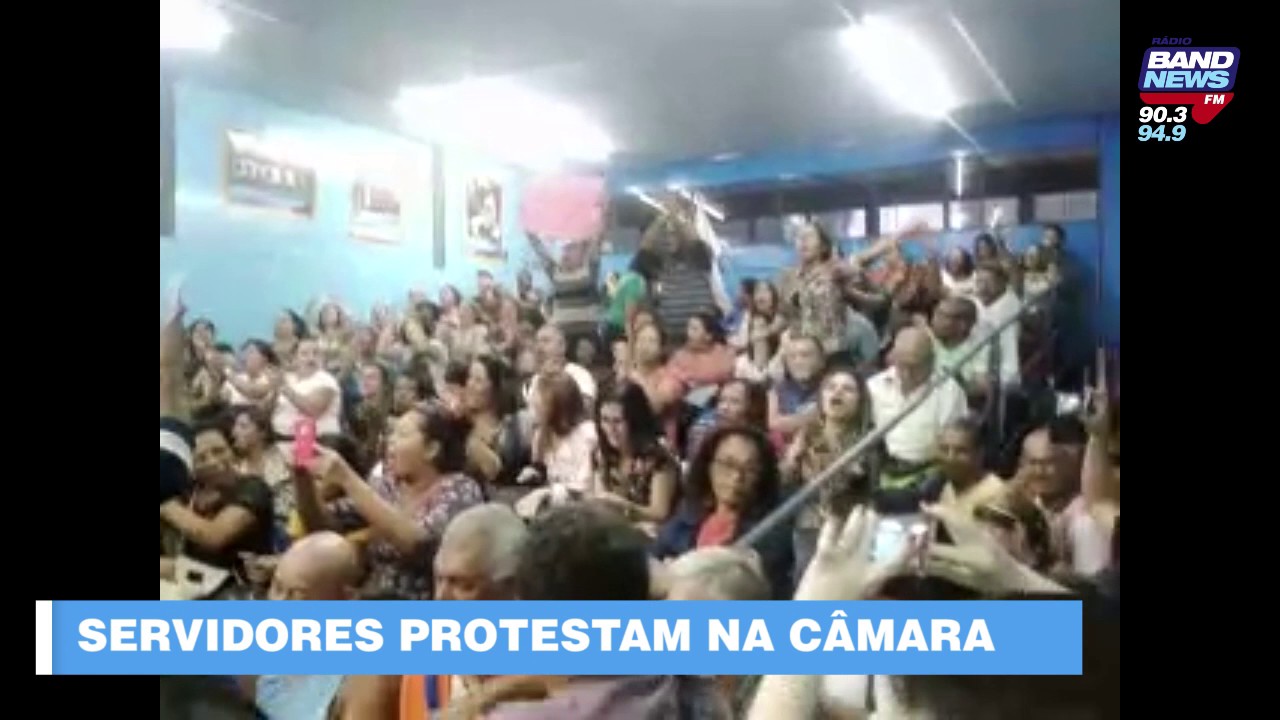 Servidores de Belford Roxo protestam na Câmara de Vereadores