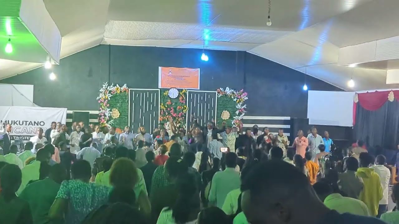 Umuriro uratse abayumbe bakije umuriro mugitaramo kwa kiriki 💥💥💥💥💥