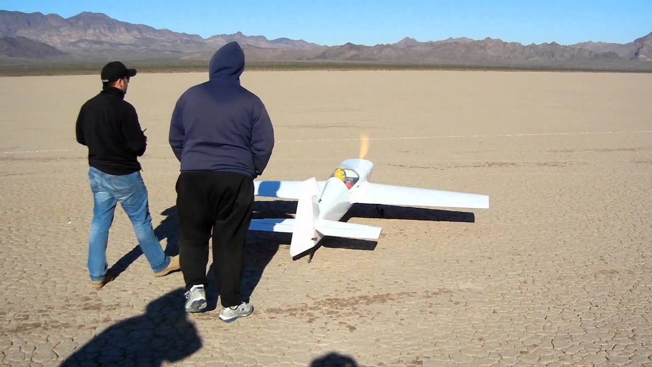 CompARF 44% Giles-202 Maiden Flight HD