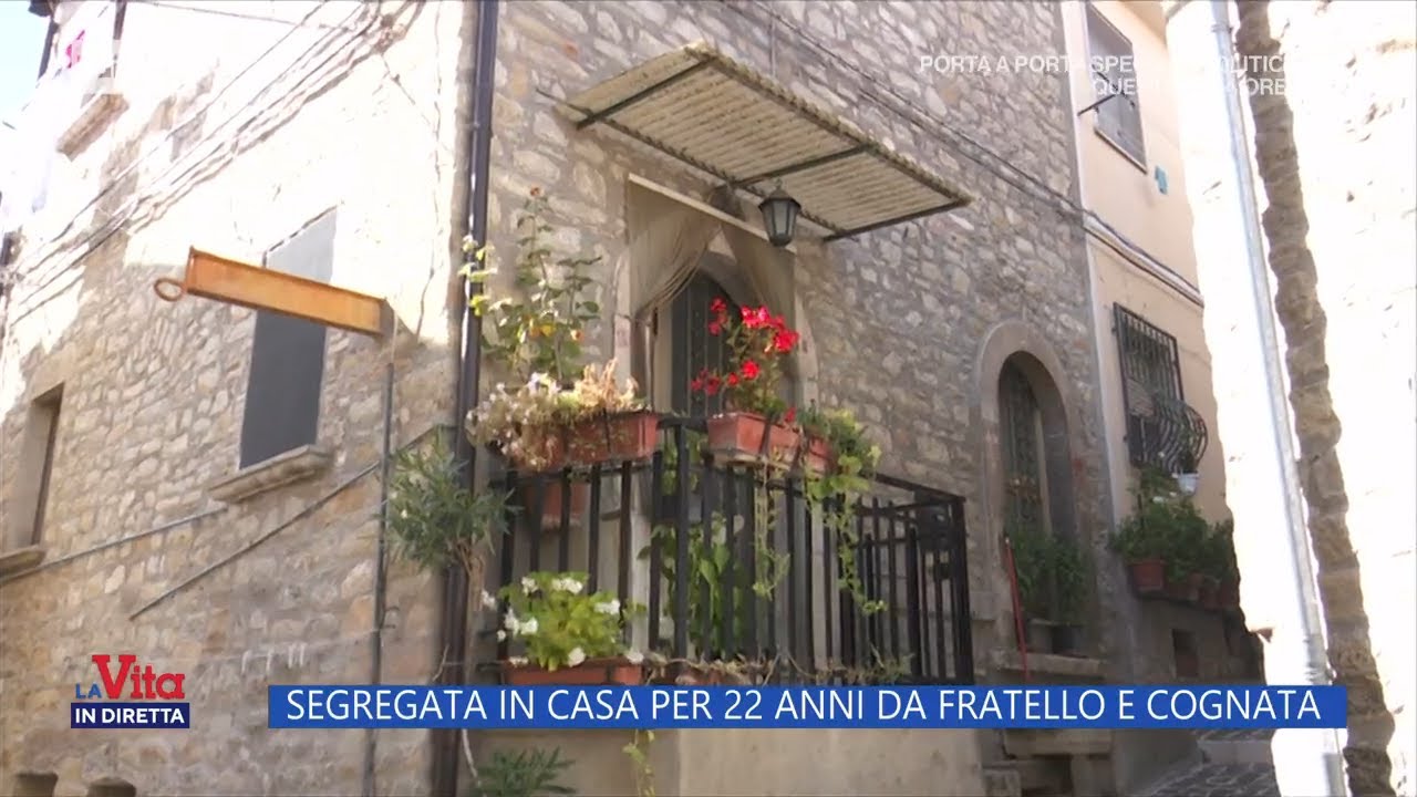 Segregata in casa per 22 anni da fratello e cognata - La Vita in diretta 15/09/2022
