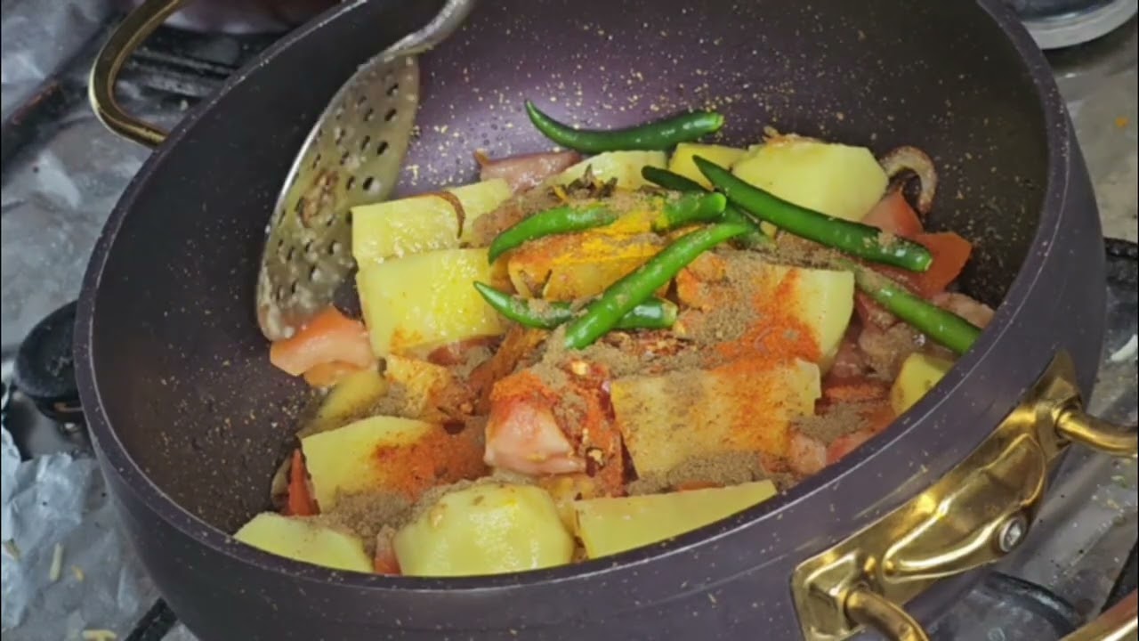 Special Aloo mater tahari for winter season