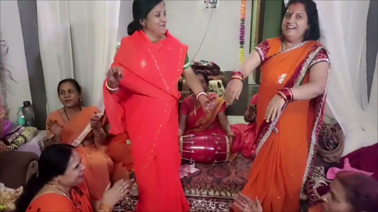 फिल्मी तर्ज पर मजेदार बन्ना गीत#bhajan #festivalsong #festivalsong #funny #dholakgeet #comedy