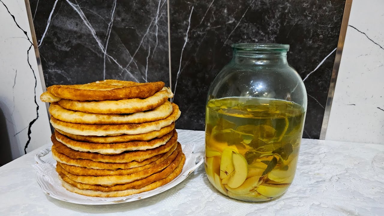 Turte Țărănești (cu borș acru)/Peasant cakes/Крестьянские лепешки