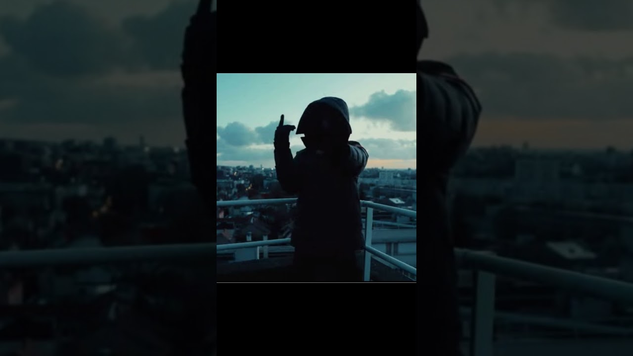 [EXCLU] DLM - EN BAS